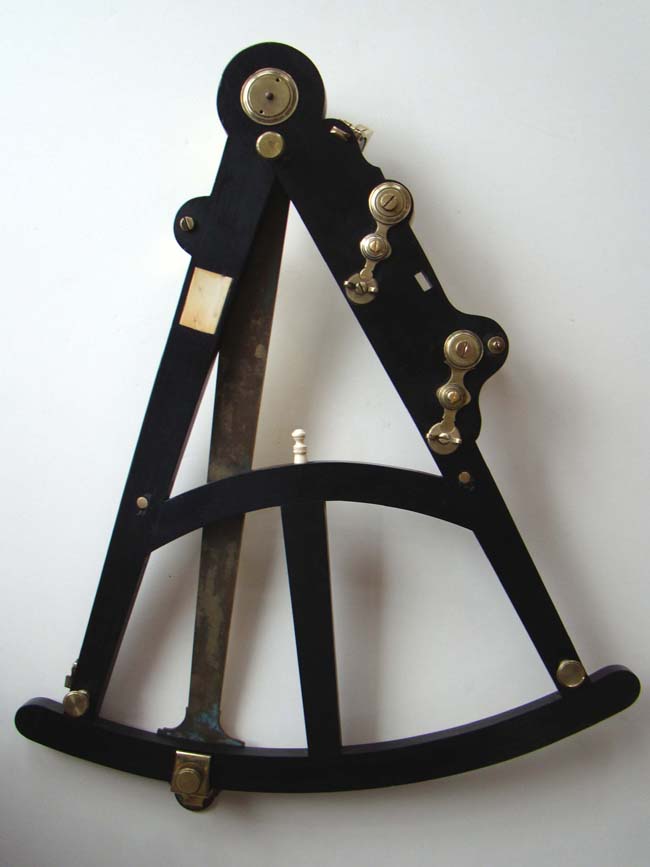 An outstanding 18th century Mariner's Octant with engraved  18 1/4" index arm and ivory name plate engraved "Samuel Breck" circa 1775-1790 — image 4